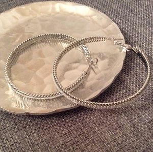 🎈Silver plated earrings with cz stones🎈